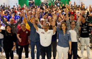 Destraba Clara Luz apoyos a deportistas