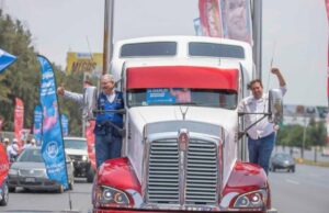 José Luis Garza Ochoa lleva a cabo “Mega Pegoteo” en Pablo Livas y Eloy Cavazos