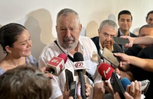 Mauricio recibe constancia como alcalde electo de San Pedro