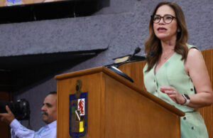 Reconocerá Congreso a Nena Delgado por 63 años de trayectoria