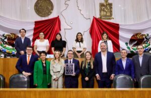 Reconoce Congreso a Toño Nelli
