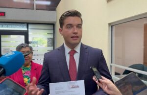 Pide Jesús Elizondo castigar a quién robe pensiones a “abuelitos”