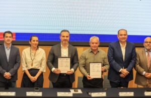 Concreta Adrián alianza educativa con Tec de Monterrey