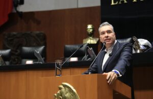«Continuaré representando a Nuevo León en periodo extraordinario: Waldo Fernández