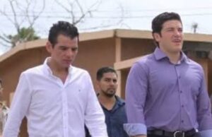 Ve AC de ex alumnos de derecho a Mike Flores como conciliador