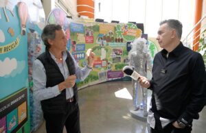 Visita Waldo Fernández empresa Petstar