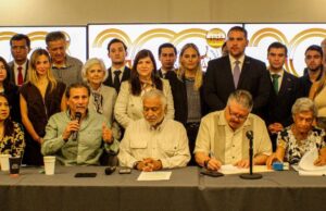 Se inscribe David Castillo para Vicerector del CANL