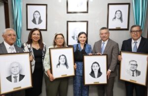 Celebra Sección 21 ingreso de maestros a Galería del Educador Neoleonés