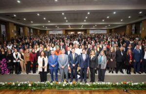 Acude el gobernador Samuel García al Encuentro Pedagógico del SNTE