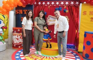 Celebra sección 21 del SNTE a hijos de los trabajadores de la educación