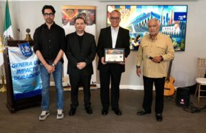 Ofrecen Club Rotario y Gobierno de NL; Diálogo y respeto a libertad de expresión